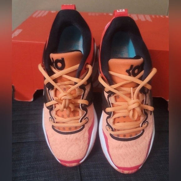 (Y-4.5) Napheesa Collier x KD15 'Community' - Picture 6 of 11